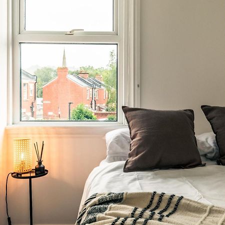 The Broadway Bath - 2 Bedrooms With Parking, Central Bath Exterior photo