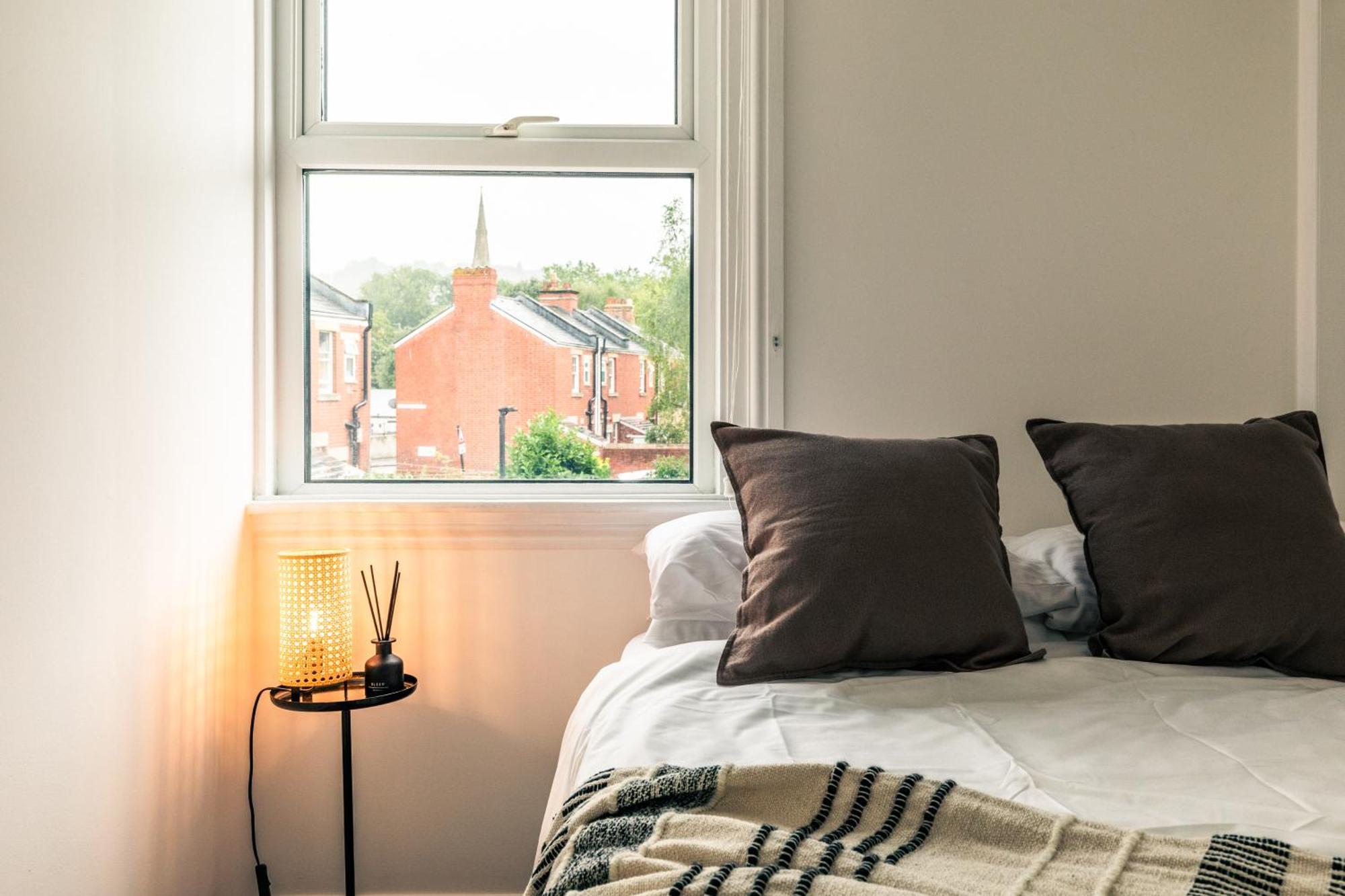 The Broadway Bath - 2 Bedrooms With Parking, Central Bath Exterior photo