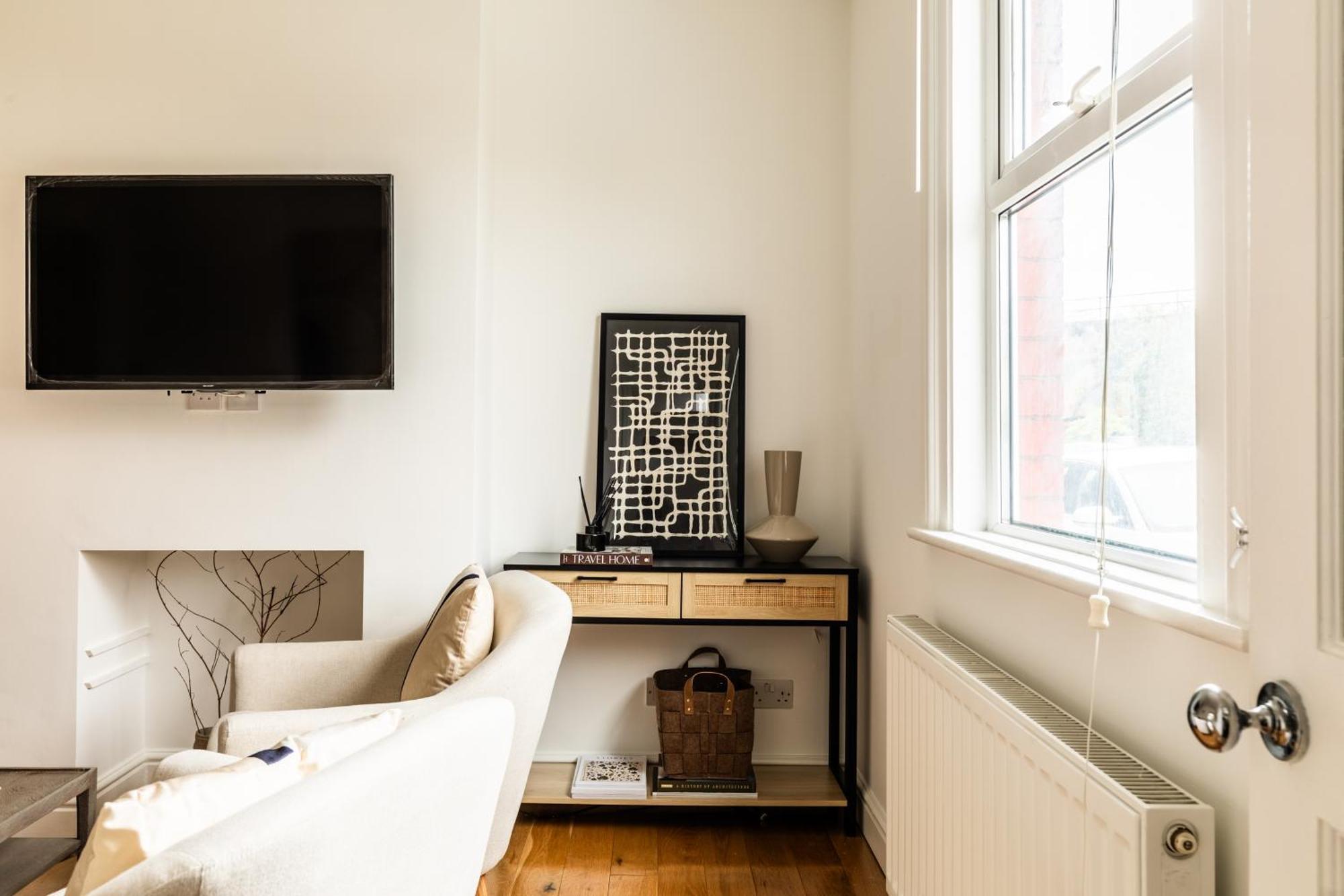 The Broadway Bath - 2 Bedrooms With Parking, Central Bath Exterior photo