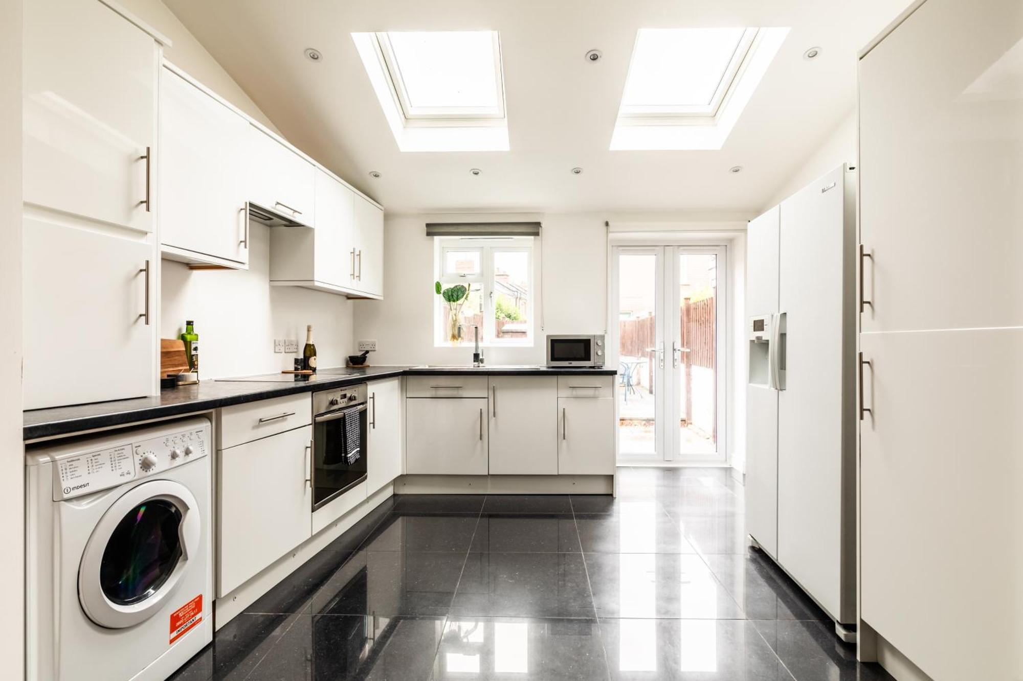 The Broadway Bath - 2 Bedrooms With Parking, Central Bath Exterior photo