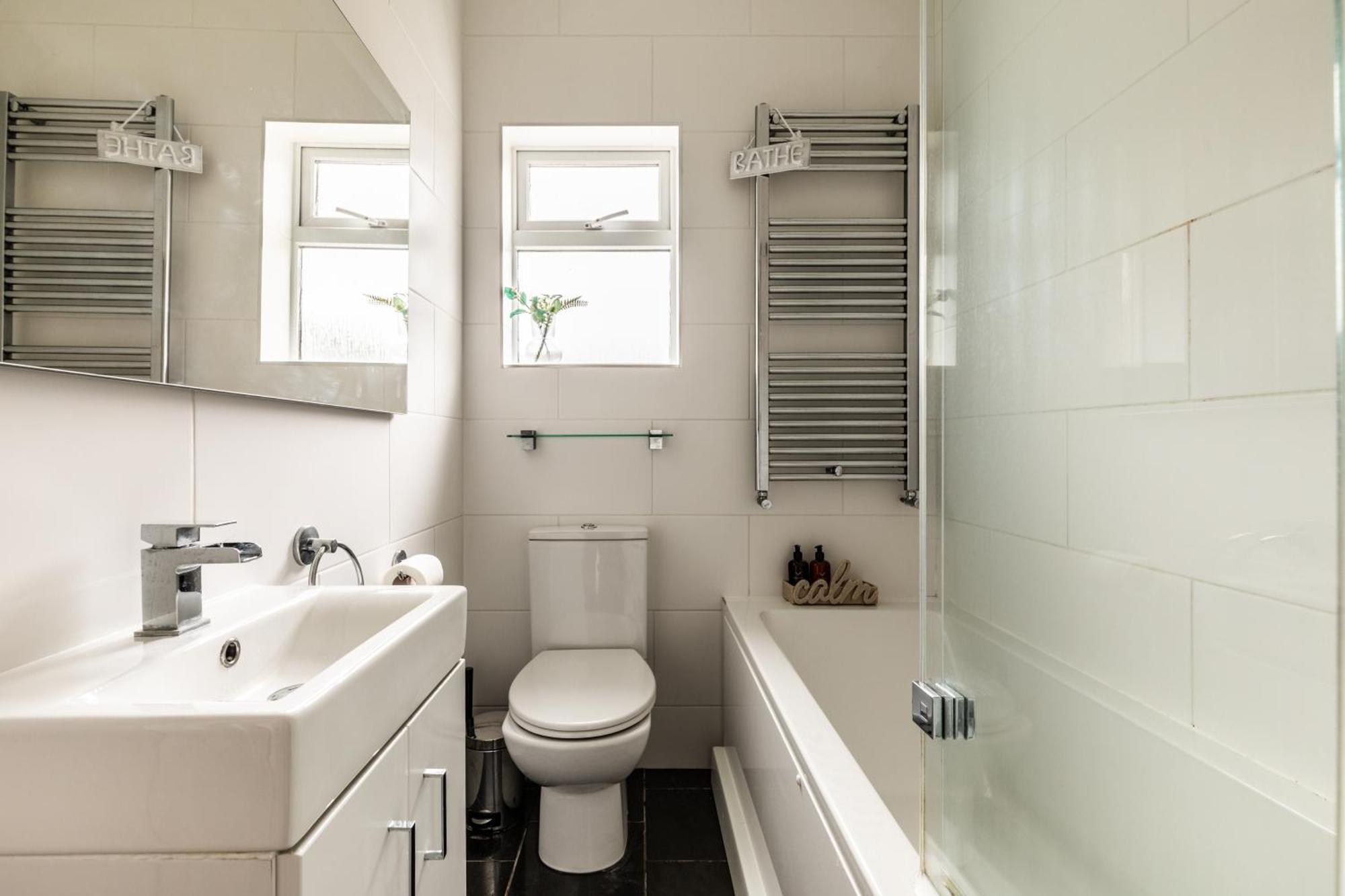 The Broadway Bath - 2 Bedrooms With Parking, Central Bath Exterior photo